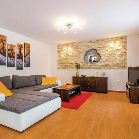 Nyaraló Luxurious In Bregi Breza
