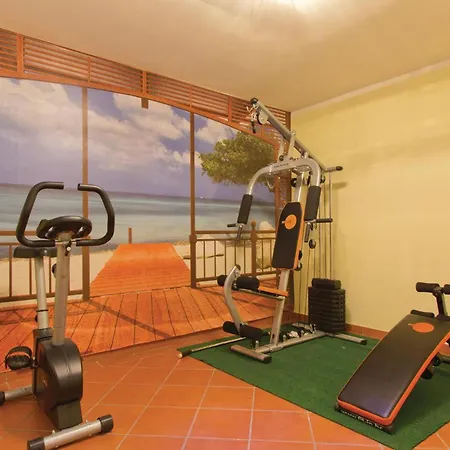 Holiday home 3 Bedroom Lovely In Bregi *