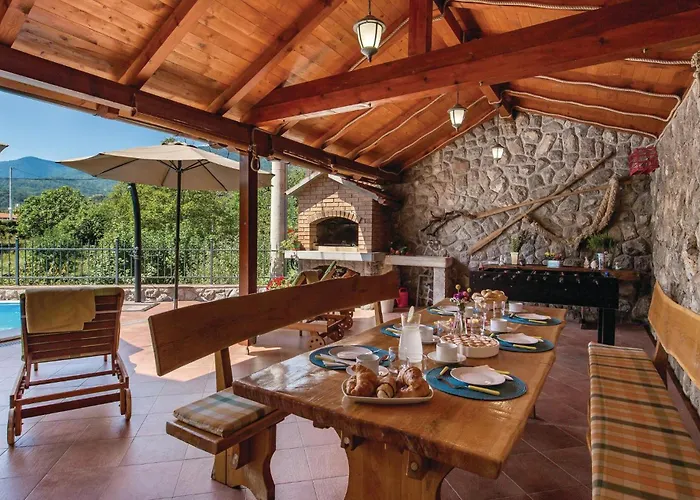 Holiday home Cozy In Bregi With Wifi Breza