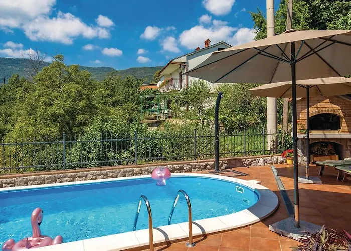 Holiday home Cozy In Bregi With Wifi Breza